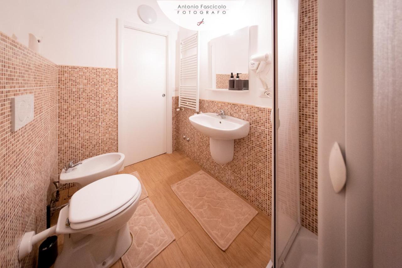Antica Dimora Lombardi 2 Apartment บารี ภายนอก รูปภาพ