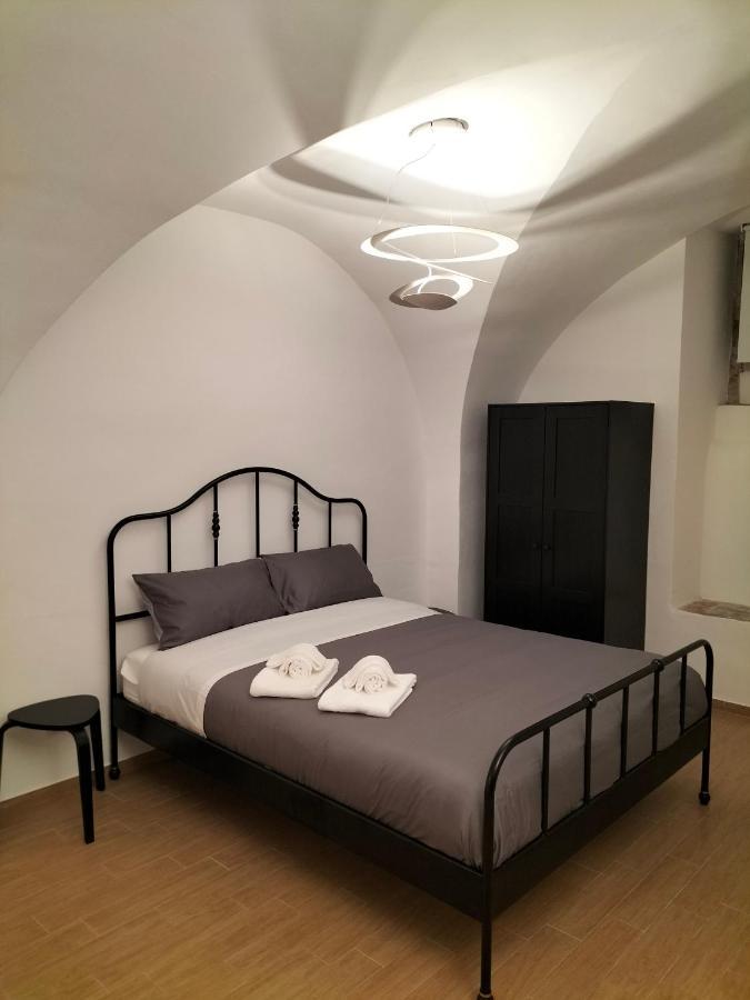 Antica Dimora Lombardi 2 Apartment บารี ภายนอก รูปภาพ